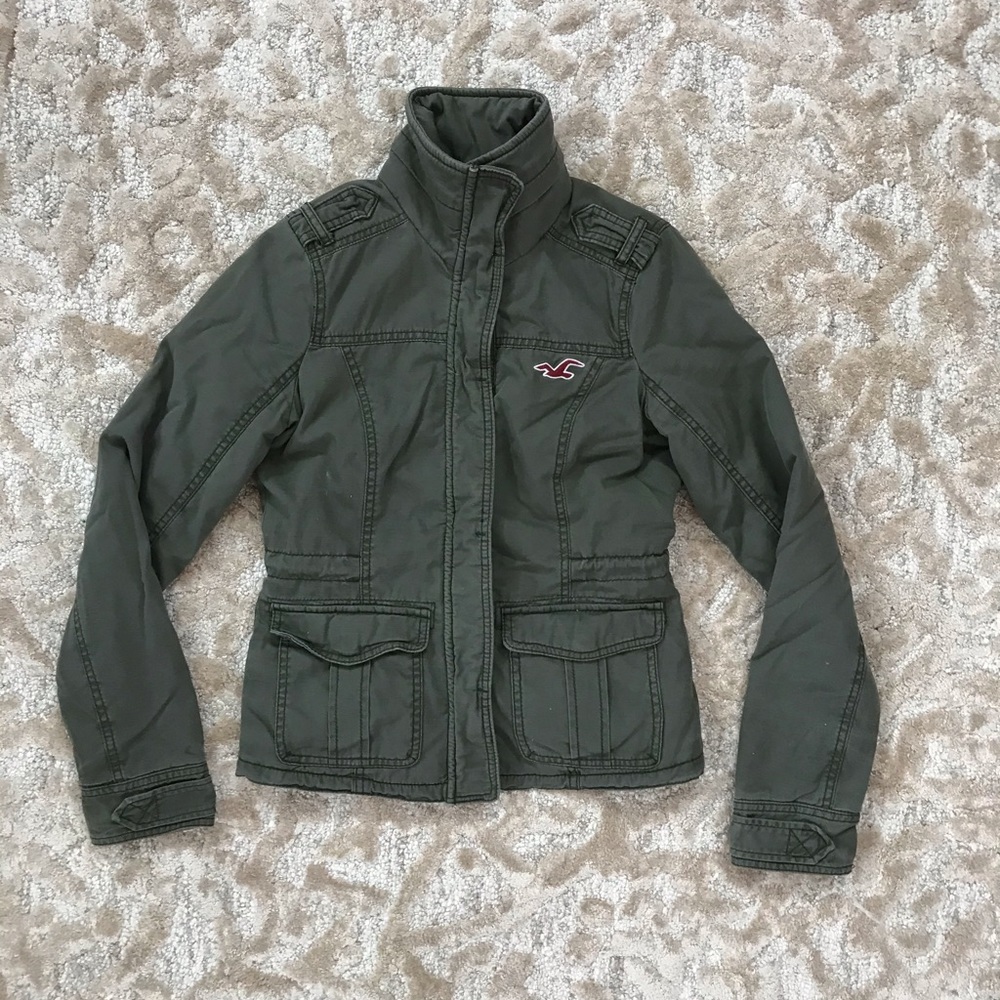 LIKE NEW HOLLISTER ARMY GREEN UTILITY JACKET